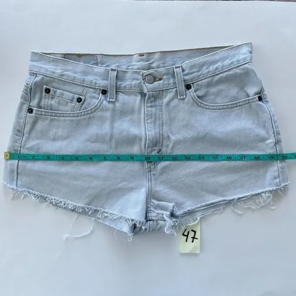 Vintage Levi's 505 high waist USA denim shorts - Picture 7 of 12